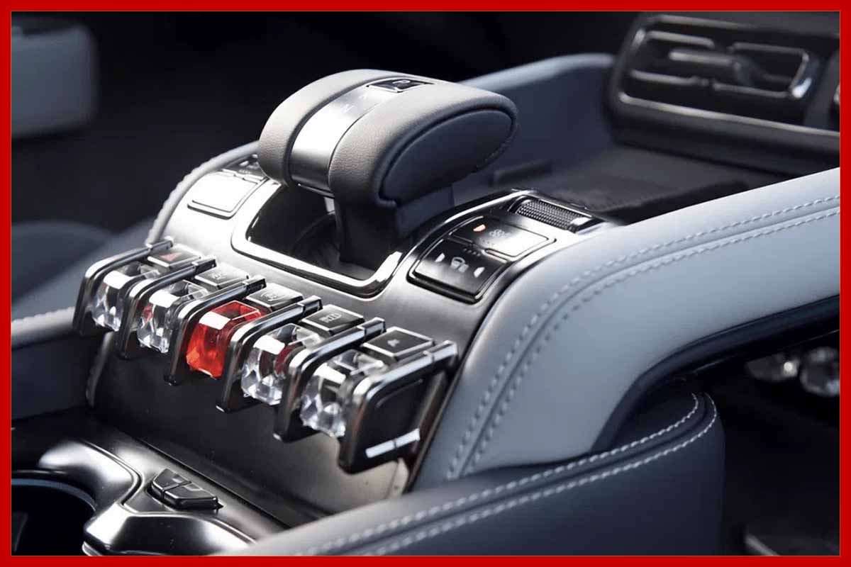 خبر ناري ... الصين تعلن الحرب على الشاشات وتعيد الأزرار إلى قمرة القيادة!